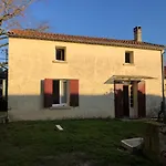 Family Saint-Laurent-des-Vignes